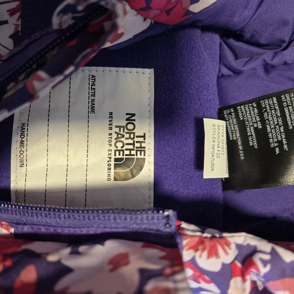 The North Face Purple and Pink Snowsuit - Picture 4 of 7